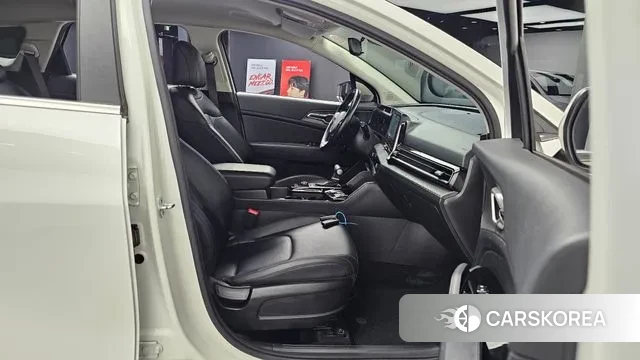 Kia Sportage 5th Generation 2022 Белый из Кореи, фото 3