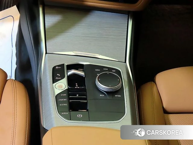 BMW 3 Series (G20) 2025 Белый из Кореи, фото 3