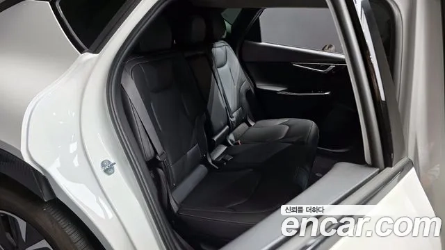 Kia EV6 2022 Белый из Кореи, фото 3