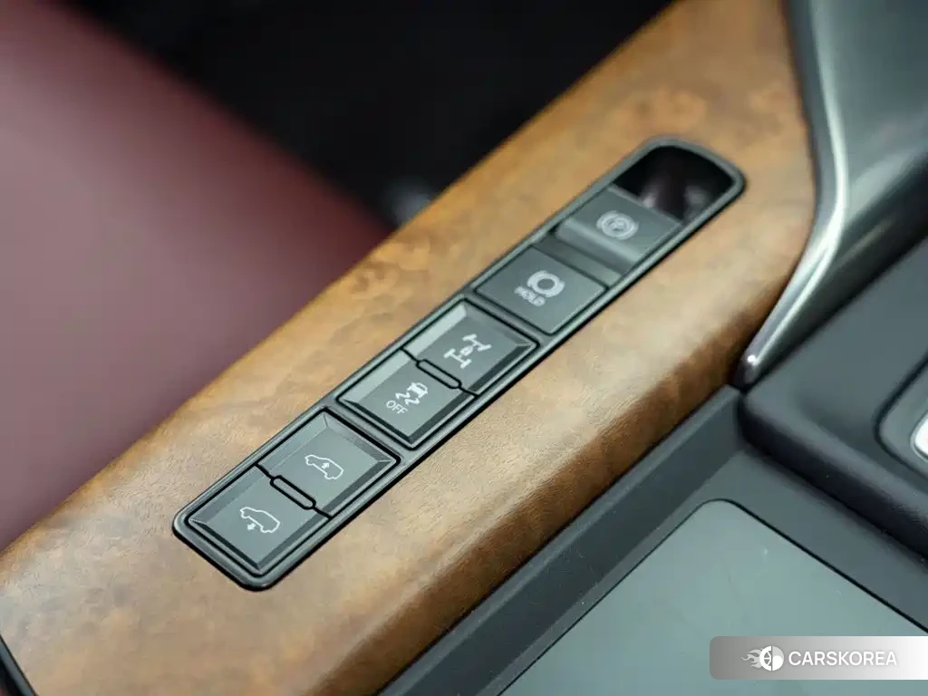 Lexus LX 2026 Белый из Китая, фото 3