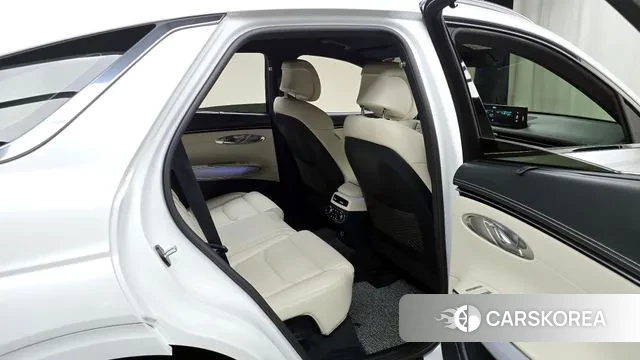 Genesis Electrified GV70 2024 Белый из Кореи, фото 3