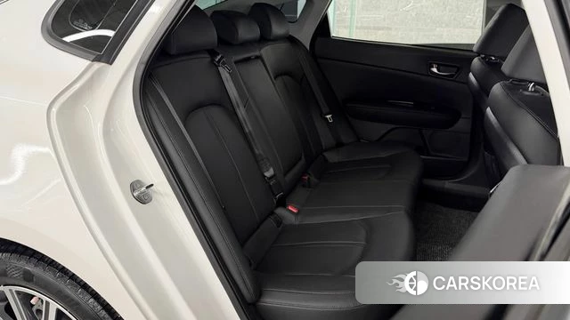 Kia The New K5 2nd generation 2018 Белый из Кореи, фото 3