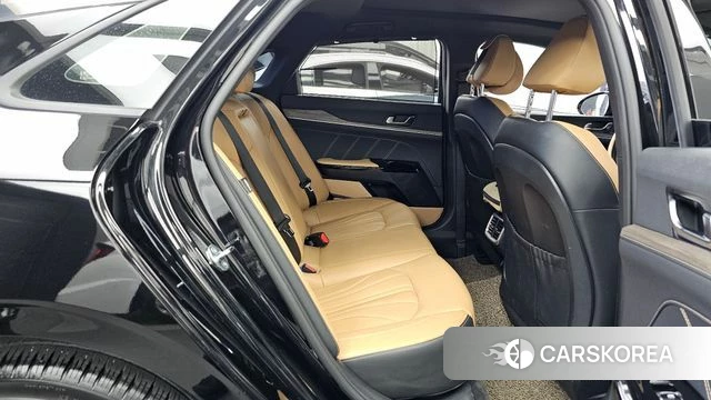 Kia K5 3rd generation 2023 Черный из Кореи, фото 3