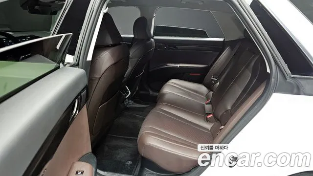 Hyundai Grandeur Hybrid (GN7) 2023 Белый из Кореи, фото 3