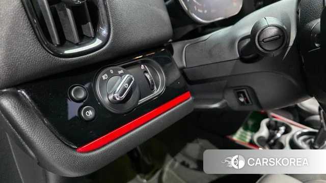 Mini Cooper S Countryman 2023 Серебристо-серый из Кореи, фото 3
