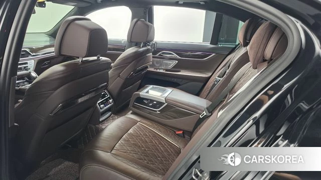 BMW 7 Series (G11) 2022 Черный из Кореи, фото 3