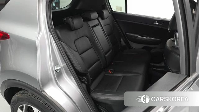 Kia Sportage The Bold 2020 Серебристо-серый из Кореи, фото 3