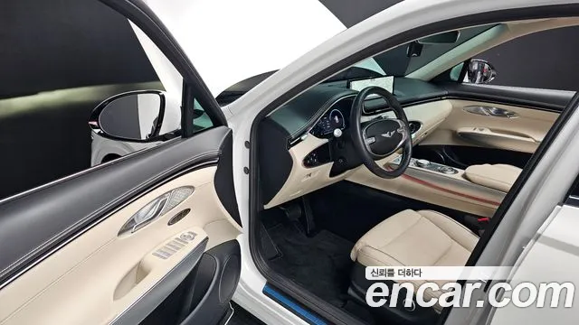 Genesis GV70 2023 Белый из Кореи, фото 3