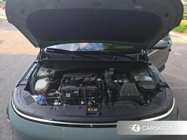 Hyundai Kona (SX2) 2023 Светло-зеленый из Кореи, фото 3