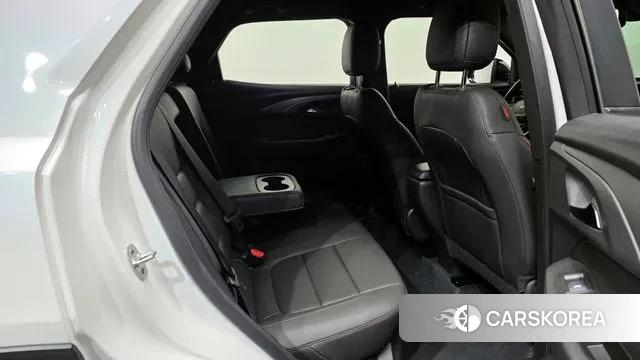 Chevrolet (GM Daewoo) The New Trail Blazer 2024 Белый из Кореи, фото 3