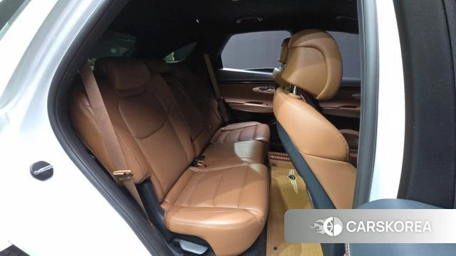 Genesis GV70 2023 Белый из Кореи, фото 3