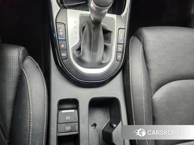 Kia The New K3 2nd generation 2021 Белый из Кореи, фото 3