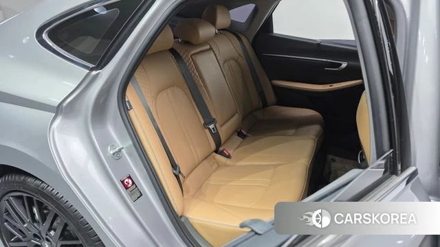 Hyundai Sonata (DN8) 2021 Серебряный из Кореи, фото 3