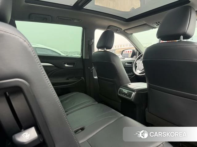 Toyota Highlander 2021 Темно-серый из Китая, фото 3