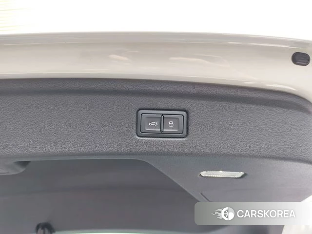 Audi A5 2025 Белый из Китая, фото 3