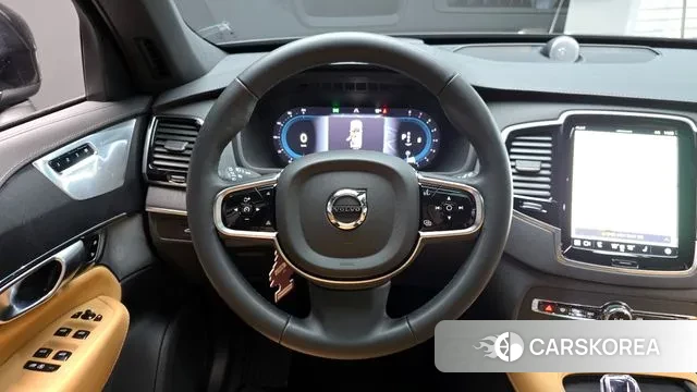 Volvo XC90 second Generation 2024 Черный из Кореи, фото 3