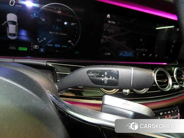 Mercedes-Benz E-Class W213 2021 Белый из Кореи, фото 3