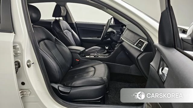 Kia The New K5 2nd generation 2018 Белый из Кореи, фото 3