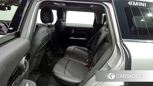 Mini Cooper Clubman 2023 Серебряный из Кореи, фото 3