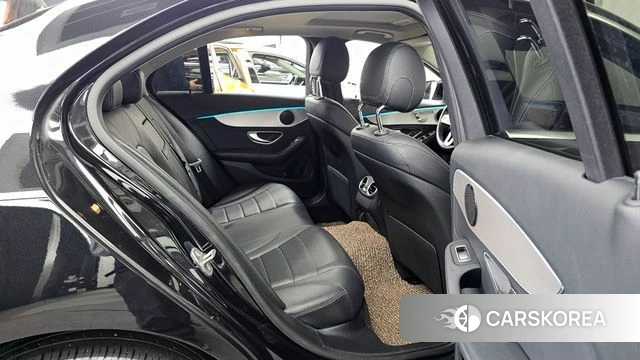 Mercedes-Benz C-Class W205 2020 Черный из Кореи, фото 3