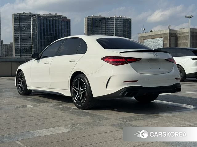 Mercedes-Benz Class C 2024 Белый из Китая, фото 3