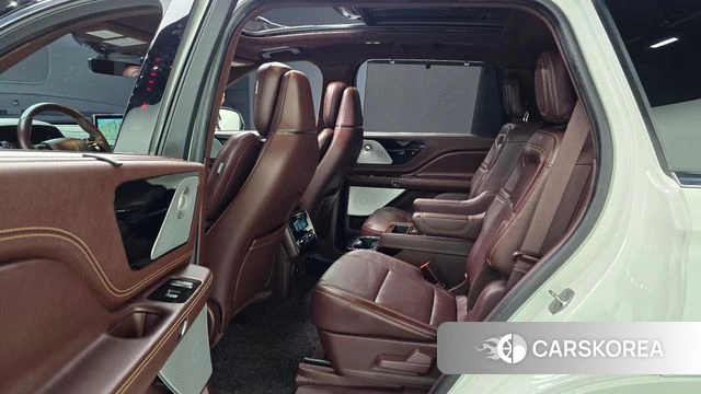 Lincoln Aviator 2nd generation 2020 Белый из Кореи, фото 3
