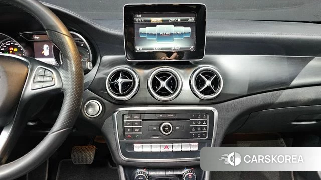Mercedes-Benz GLA-Class X156 2018 Белый из Кореи, фото 3