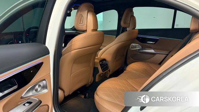 Mercedes-Benz E-Class W214 2024 Белый из Кореи, фото 3