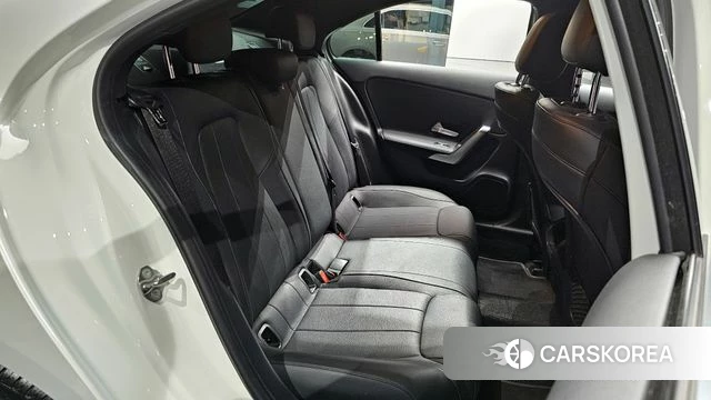 Mercedes-Benz A-Class W177 2021 Белый из Кореи, фото 3