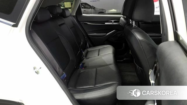 Kia Seltos 2022 Белый из Кореи, фото 3