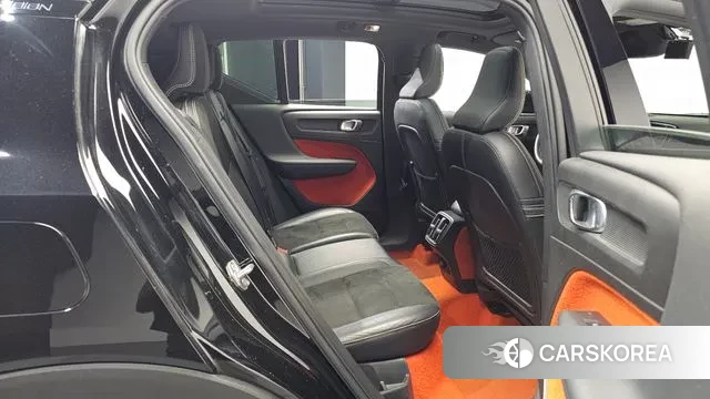 Volvo XC40 2018 Черный из Кореи, фото 3