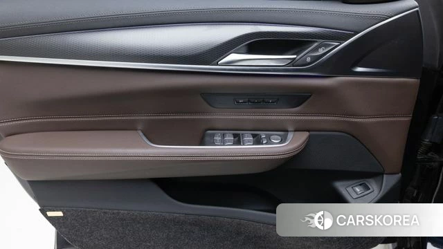 BMW 6 Series GT (G32) 2023 Черный из Кореи, фото 3