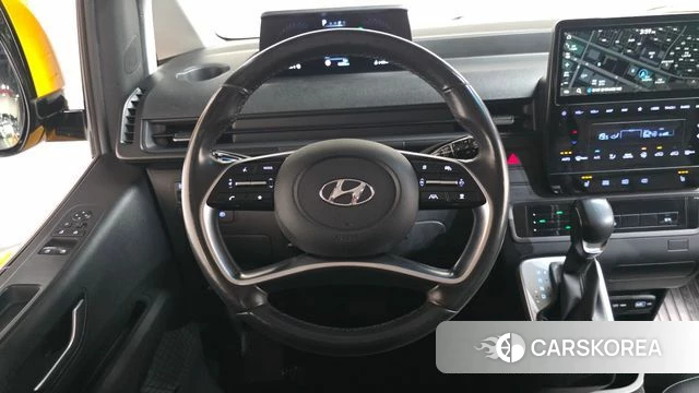 Hyundai Staria 2022 Желтый из Кореи, фото 3