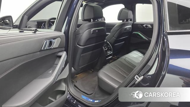 BMW X6 (G06) 2024 Черный из Кореи, фото 3
