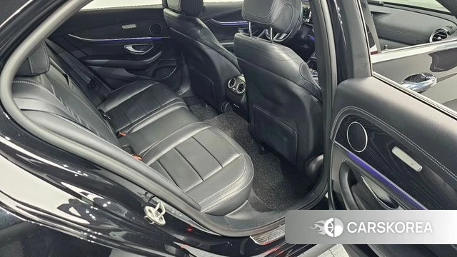 Mercedes-Benz E-Class W213 2021 Черный из Кореи, фото 3