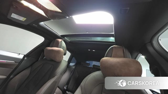 BMW 4 Series (G22) 2025 Белый из Кореи, фото 3