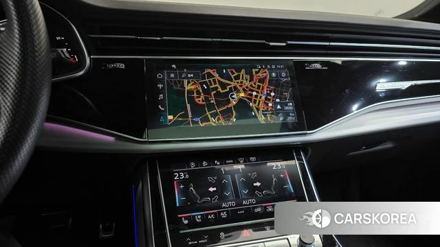Audi Q7 (4M) 2023 Серебряный из Кореи, фото 3