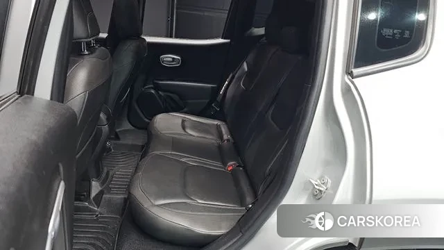 Jeep Renegade id 2902553 из Кореи 3