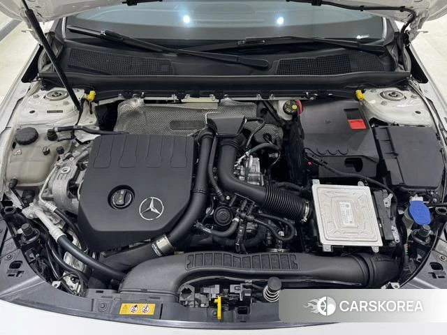 Mercedes-Benz Class A 2020 Белый из Китая, фото 3