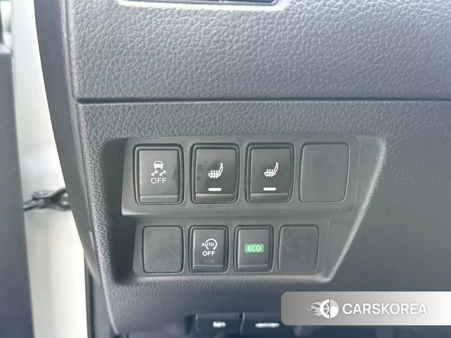 Nissan Qashqai 2023 Белый из Китая, фото 3