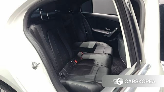 Mercedes-Benz A-Class W177 2023 Белый из Кореи, фото 3