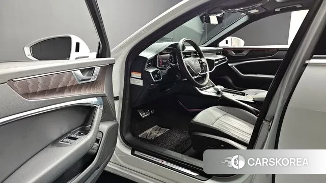 Audi A6 (C8) 2021 Белый из Кореи, фото 3