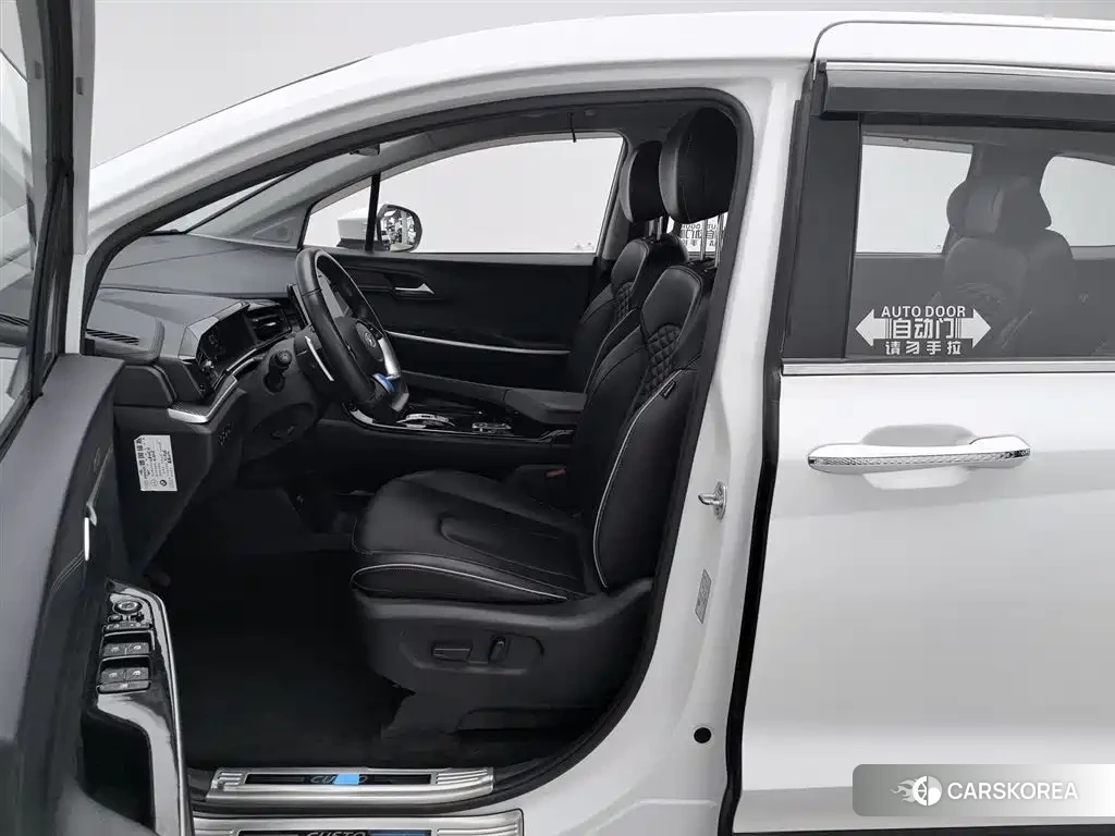 Hyundai Kustu 2023 Белый из Китая, фото 3