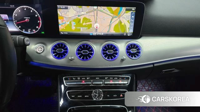 Mercedes-Benz E-Class W213 2018 Черный из Кореи, фото 3