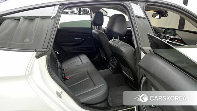 BMW 3 Series GT (F34) 2018 Белый из Кореи, фото 3