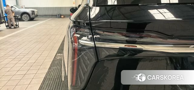 Red flag HS7 PHEV 2024 Черный из Китая, фото 3