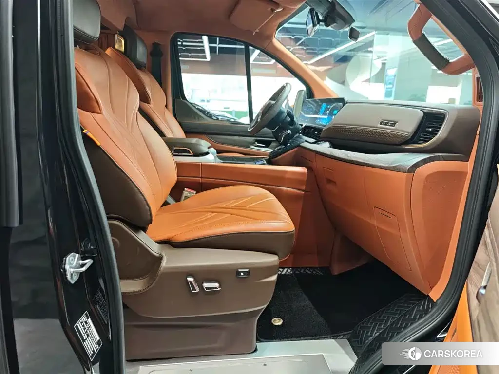 Ford Touruiou 2024 Черный из Китая, фото 3