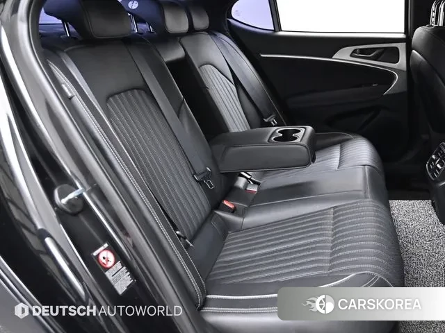 Genesis G70 2019 Черный из Кореи, фото 3