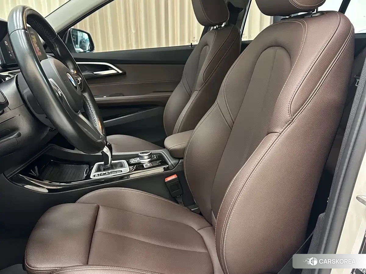 BMW 1 series 2022 Белый из Китая, фото 3