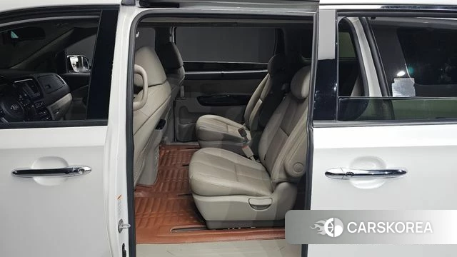 Kia The New Carnival 2018 Белый из Кореи, фото 3
